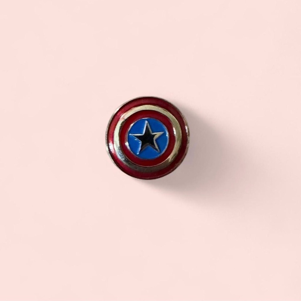 Captain American Marvel Pin